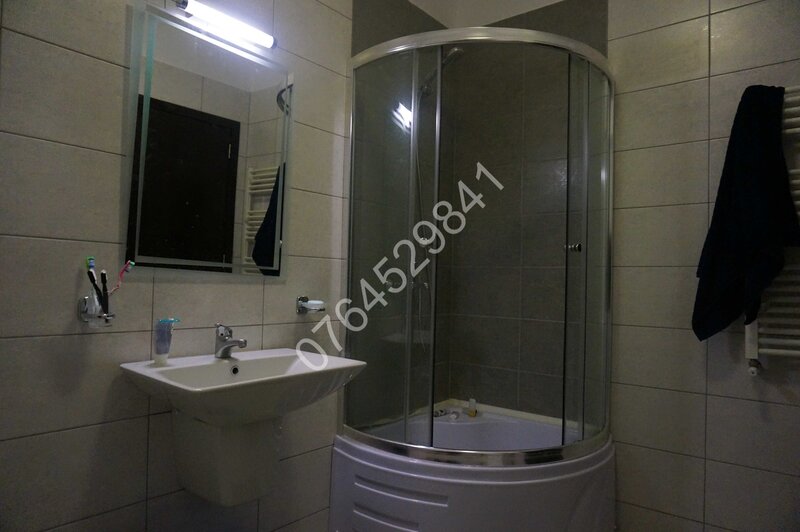 Herastrau, Nordului, Intrararea Solzilor, bl. 2013,